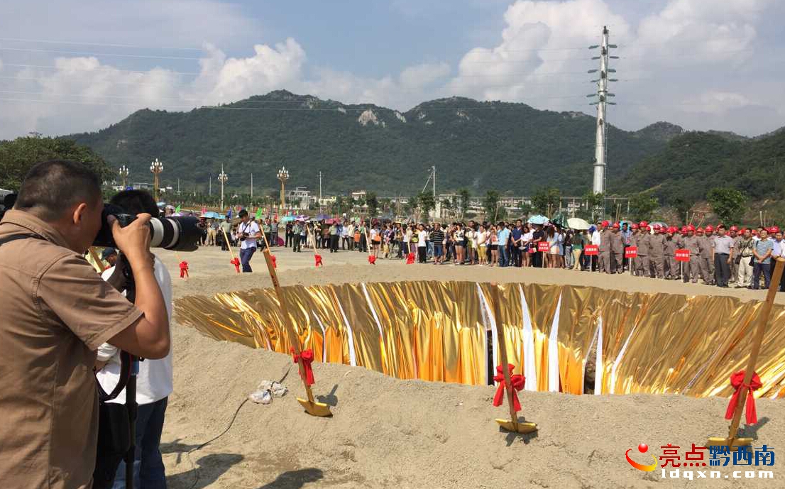 QQ截圖20150808234504.jpg