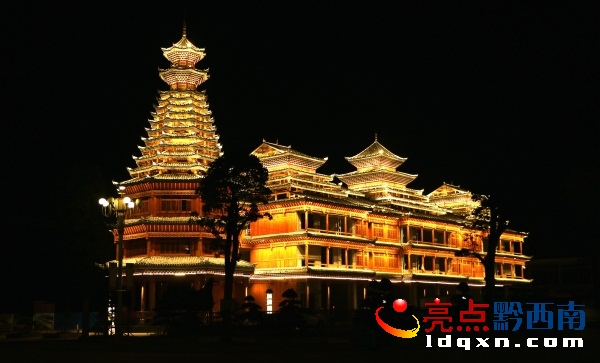 肇興夜景(盧關(guān)文 攝).JPG