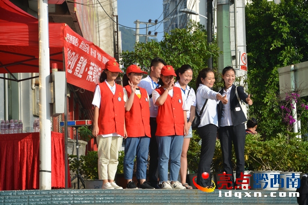 愛心志愿者.JPG